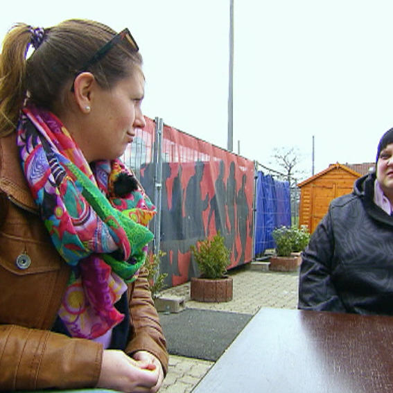 Kirsten rät Andrea zu einer Therapie