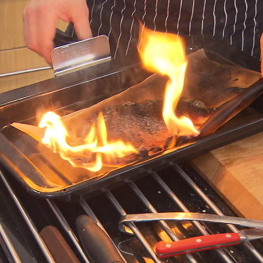 Hans sorgt für ordentlich Feuer