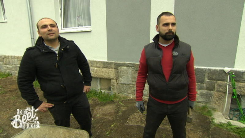 Ali und Özgür wollen eine größe Terrasse 