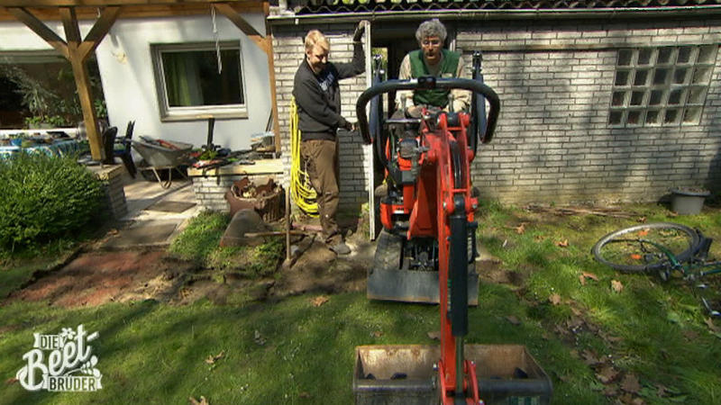Die Rhododendren kriegen ein neues Zuhause