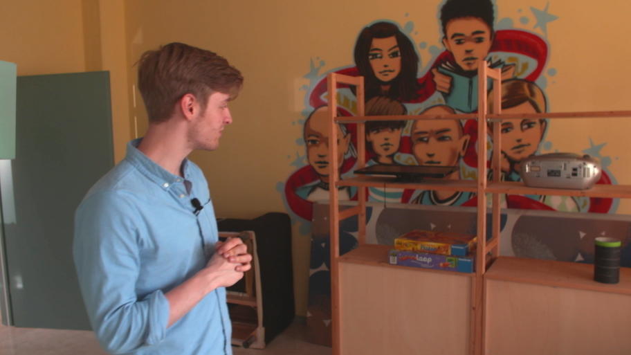 Timur Bartels zeigt das legendäre Graffiti