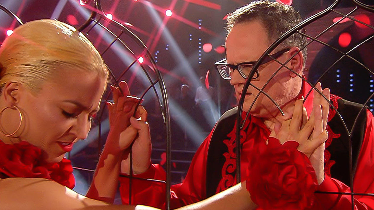 Ulli Potofski & Kathrin Menzinger tanzen einen Paso Doble