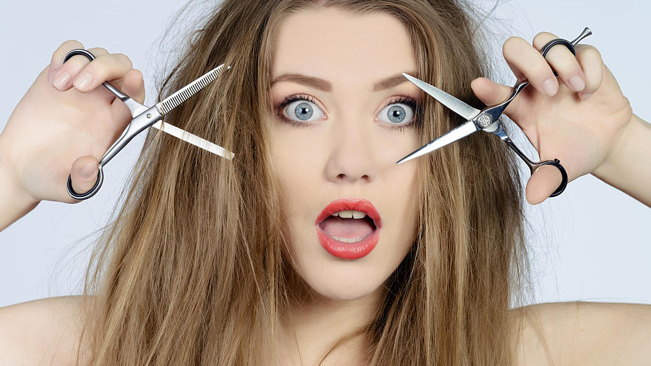 SO schneiden Sie sich Ihre Haare ganz einfach selbst