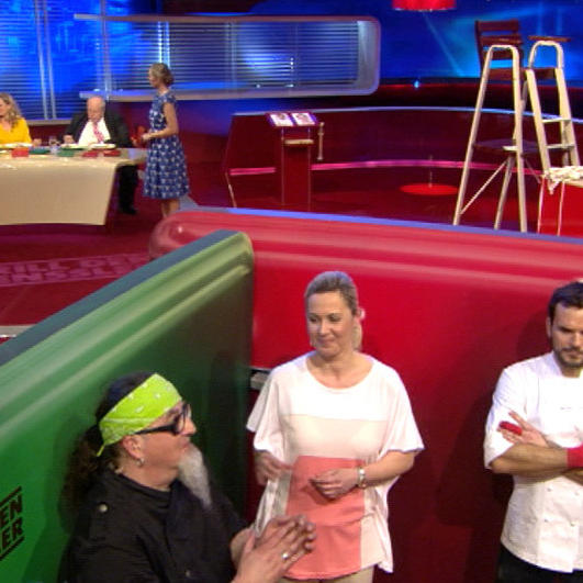 Das gewonnene Dessert kann Steffen Henssler nicht retten
