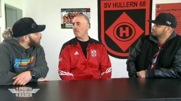 Fußballtrainer sucht einen Mannschaftsbus