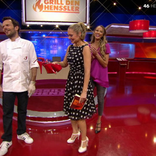 Steffen Henssler verletzt sich auf High Heels