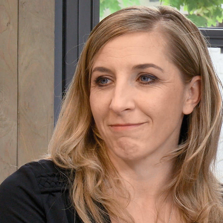 Anni Friesinger-Postma spricht über ihre Fernbeziehung Anni Friesinger-Postma spricht über ihre Fernbeziehung