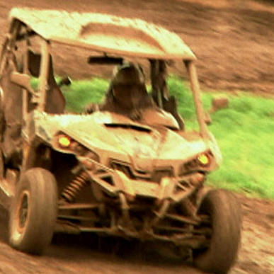 Offroad-Spaß mit dem Side-by-Side-Vehicle
