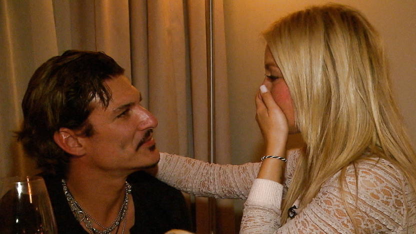 Chris Töpperwien macht seiner Magey einen Heiratsantrag