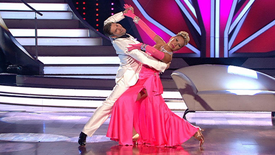 Carmen Geiss mit ihrem Slowfox zu "Material Girl"