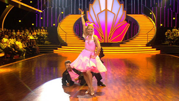 Tanja Szewczenko rockt ihren Quickstep