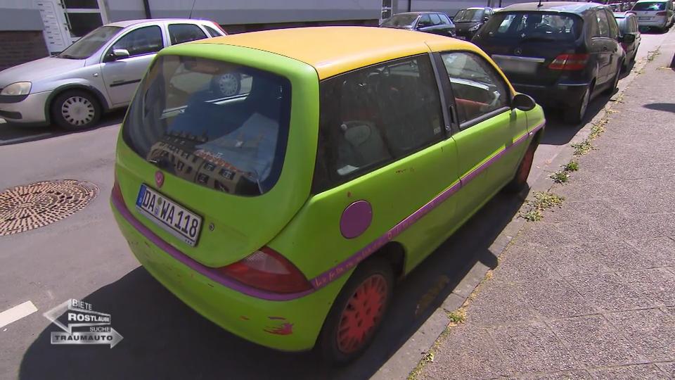 Die Grundschullehrerin braucht ein sicheres Auto