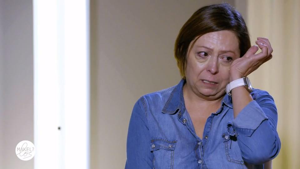 Hayriye will ihre Augenringe loswerden