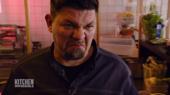 Tim kocht eine gute Brühe für seine Suppe, doch dann probiert er die Nudeln...