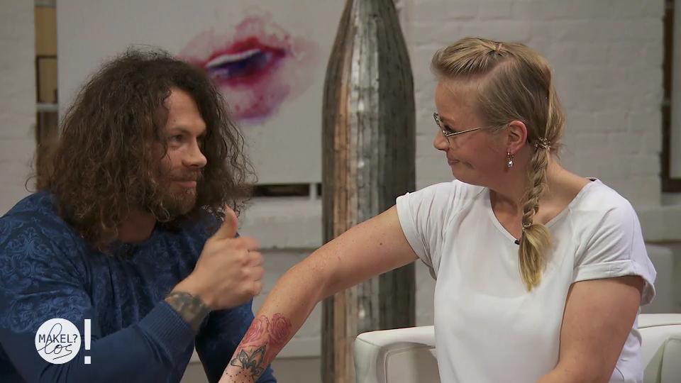 Auf Nadines Narbe kommt ein Tattoo
