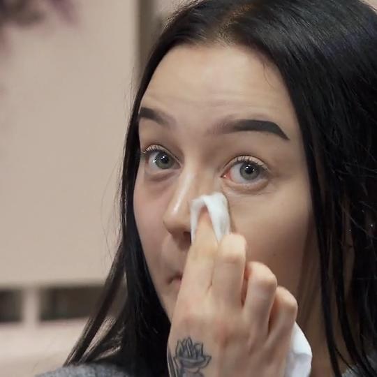 Emily zeigt sich sonst nie ungeschminkt