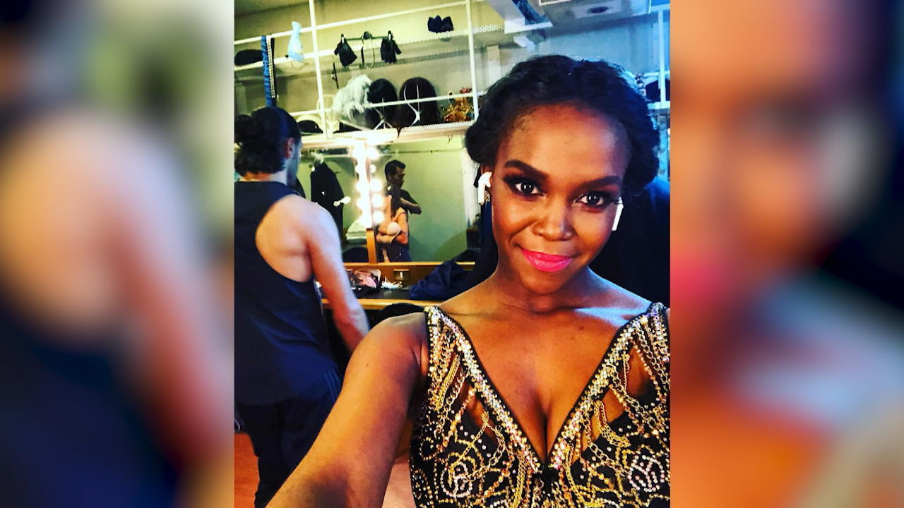 Oti Mabuse über ihre großen Brüste
