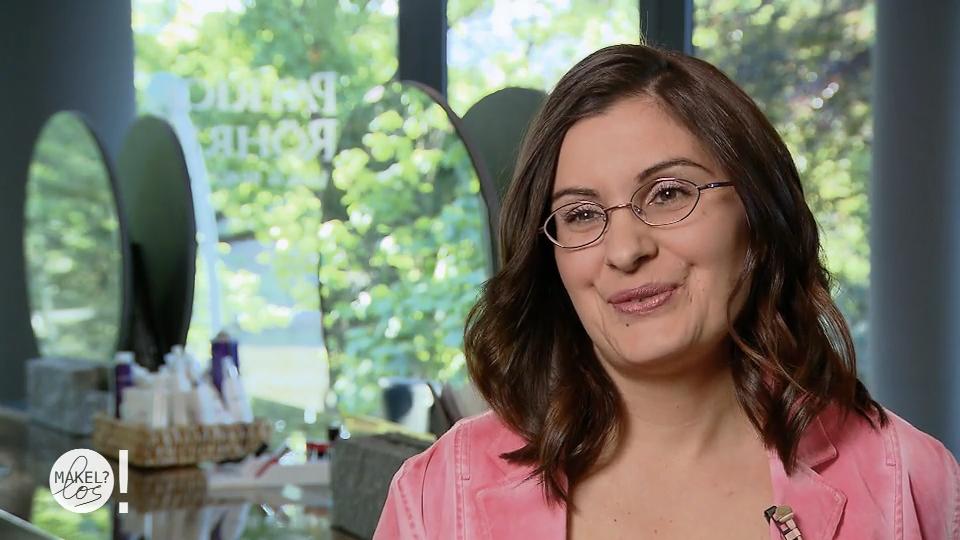 Sabrina erstrahlt mit neuer Frisur