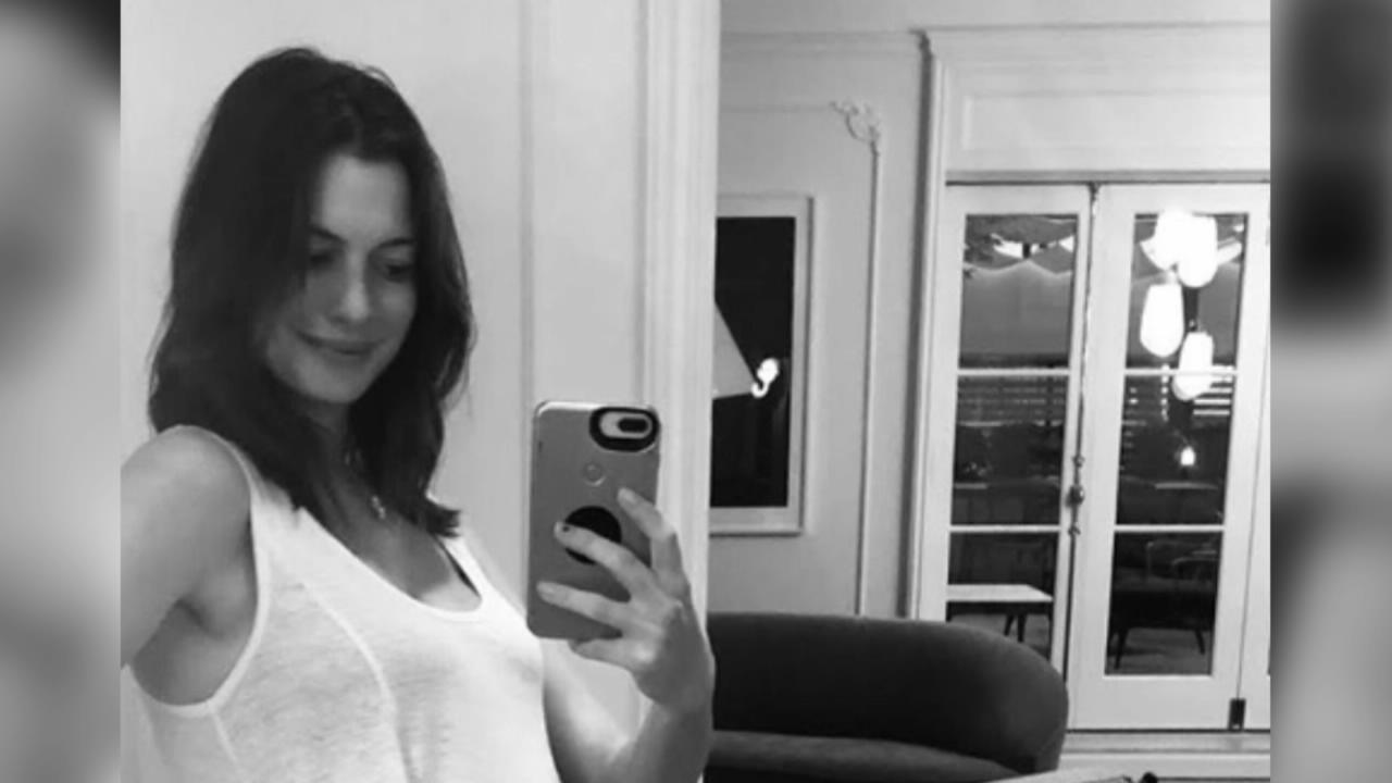 Anne Hathaway erneut schwanger