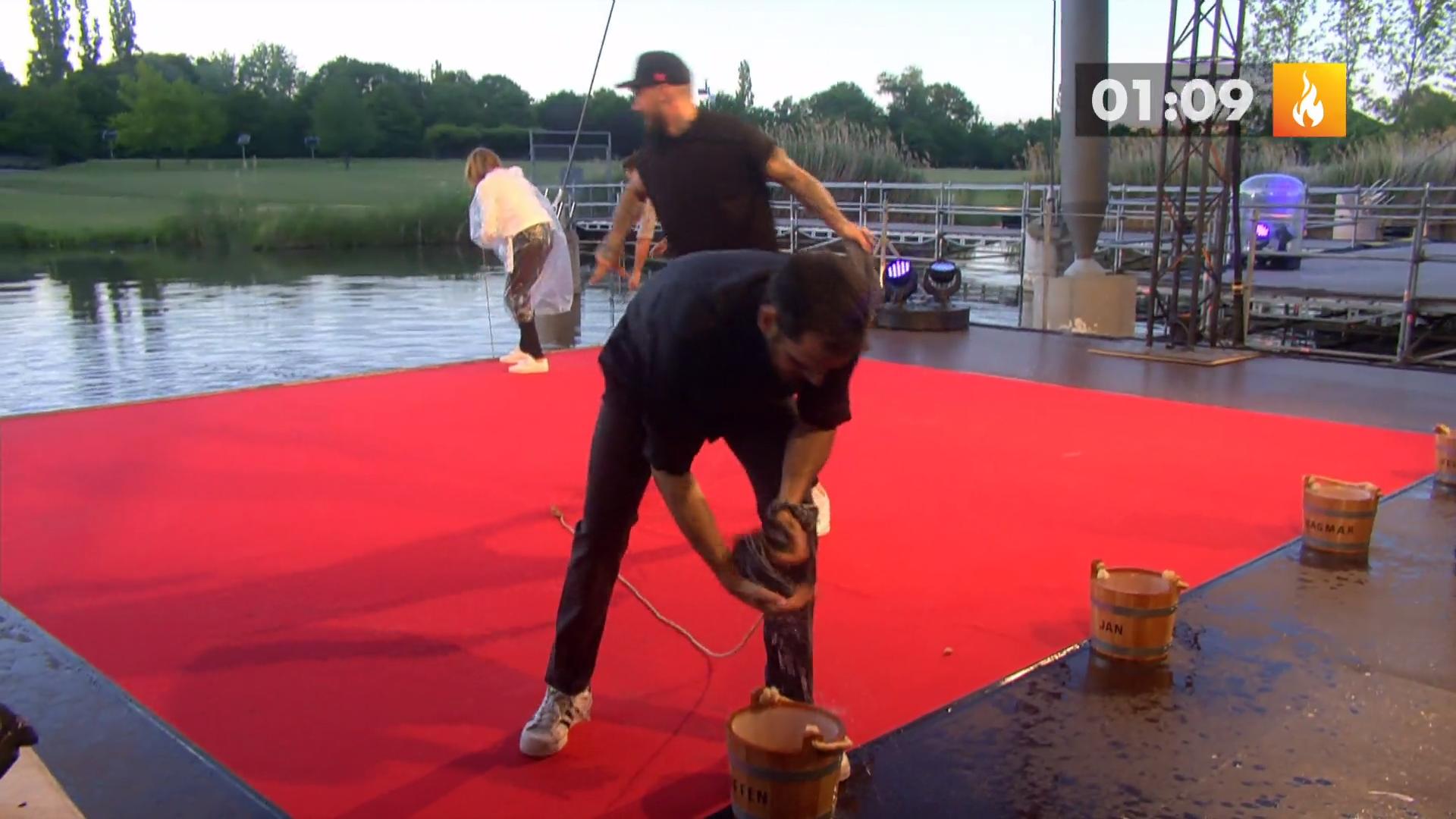 Henssler und die Promis jagen nach Wasser