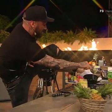 Jan Leyk nimmt alles zur Hilfe, was er kann