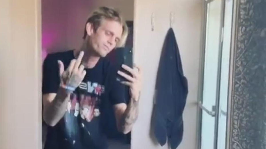 Aaron Carter singt gegen seine Hater & Nick Carter
