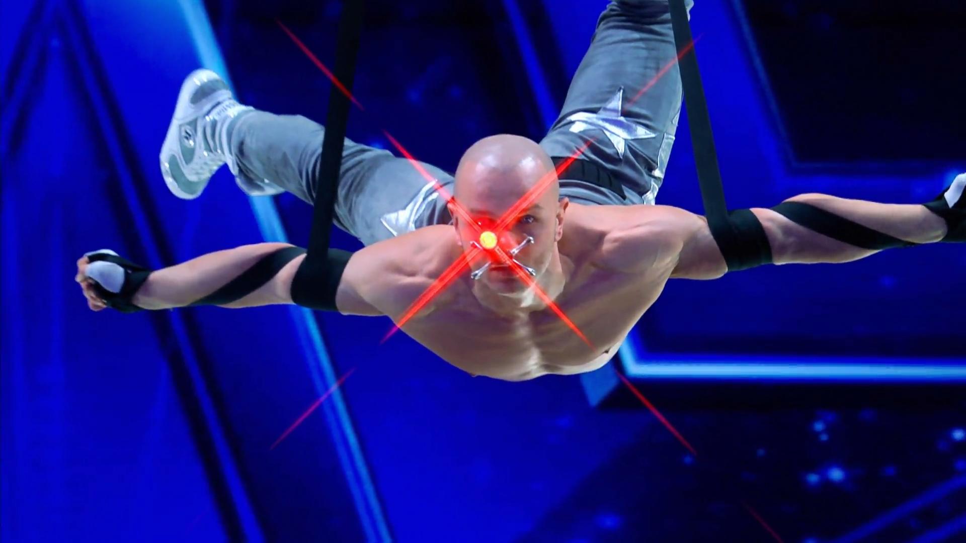 Schwertschlucker Alexandr: Riskante Show