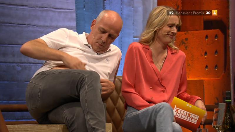Die Fußballlegende entführt Moderatorin Annie