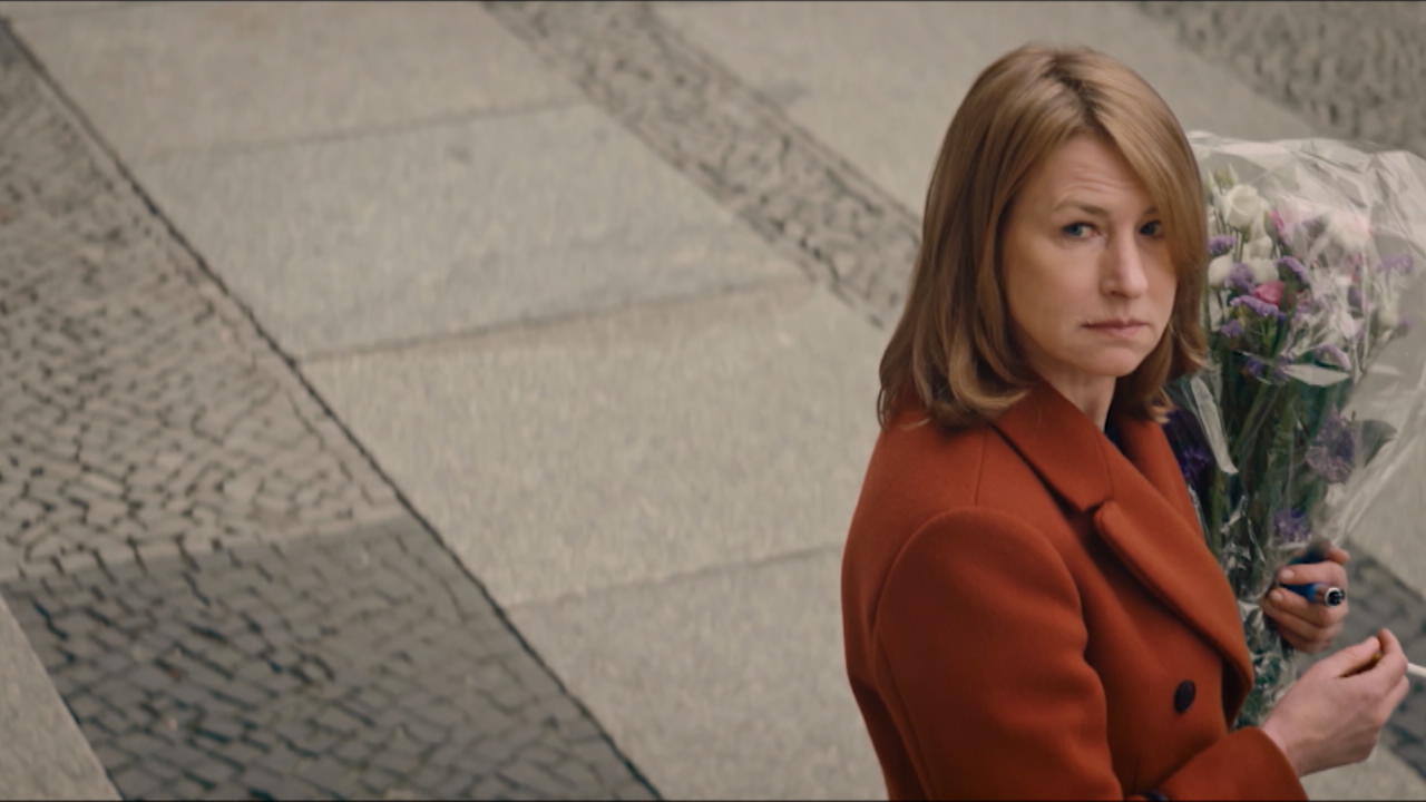 Corinna Harfouch als Tiger Mom in „Lara“