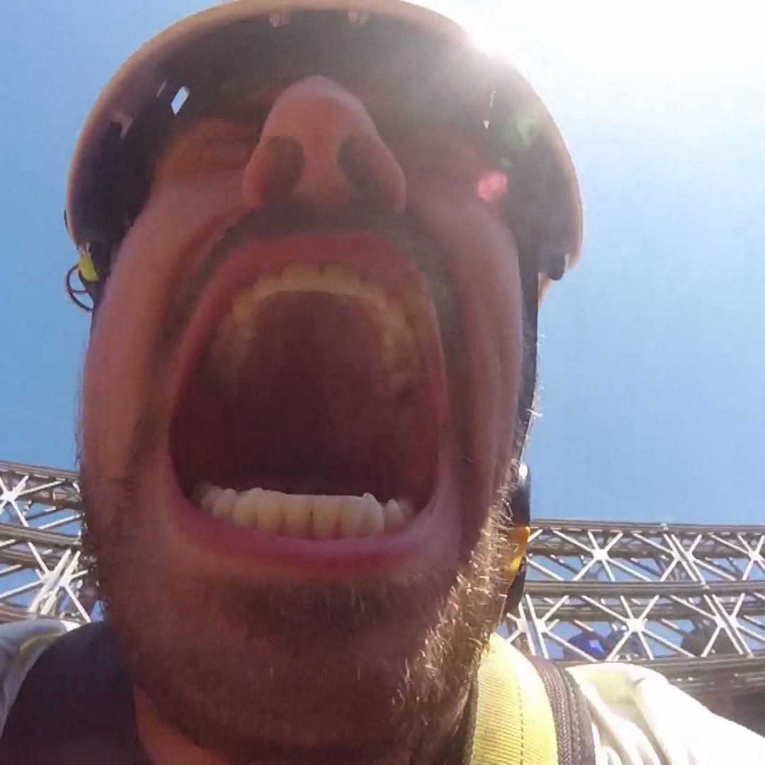 Adrenalinkick beim Bungeejumping