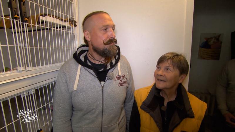 Maria vom Tierheim ist den Harten Hunden sehr dankbar