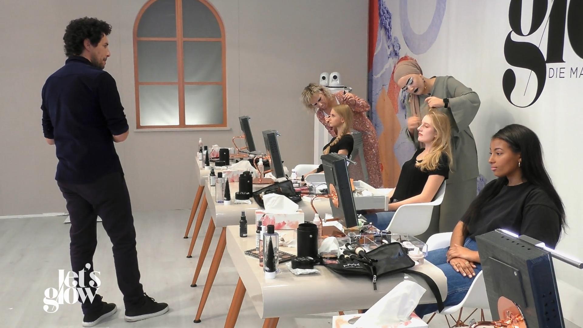 "Ihr müsst mit den Haaren anfangen!"