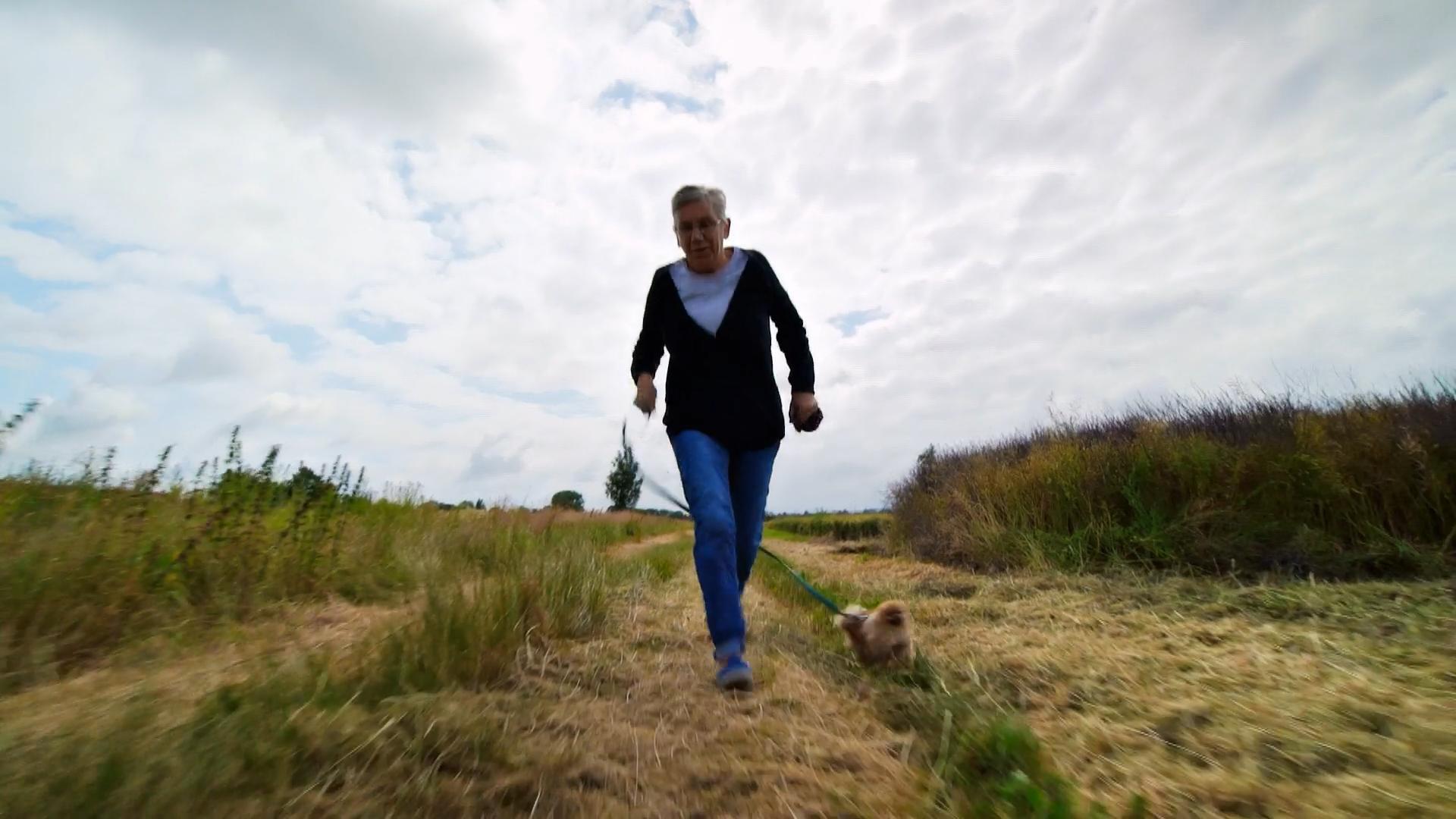 Tula hält Brigitte auf Trab