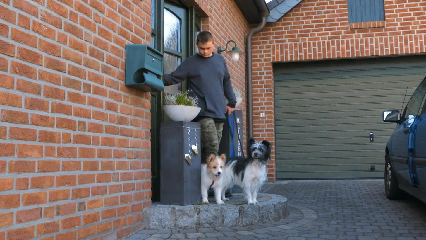 Quanjas Mutter ist zu Besuch