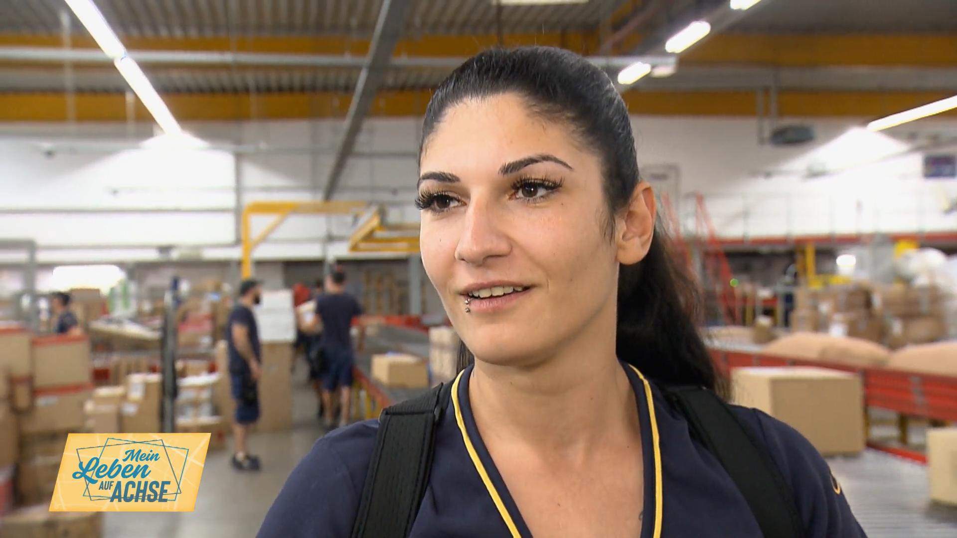 Romina ist eine von 4 Frauen unter 230 männlichen Kollegen