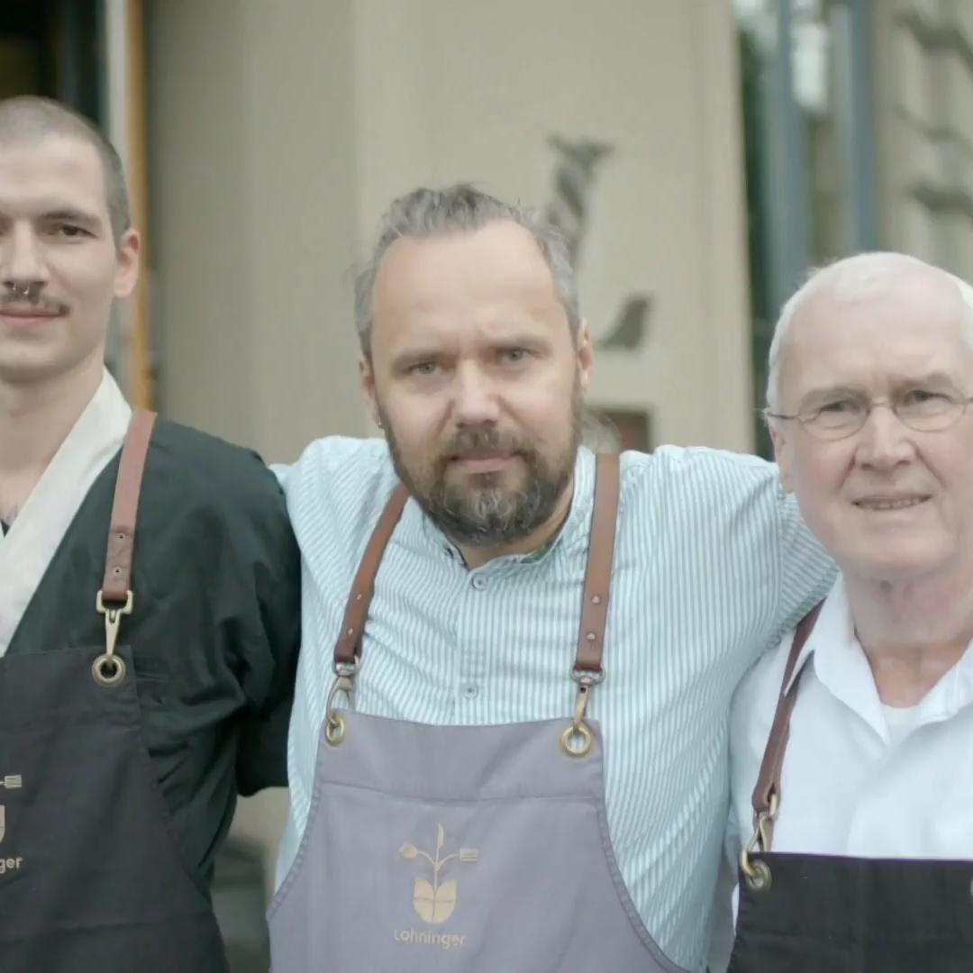 Das ist Mario Lohninger mit seinem Team