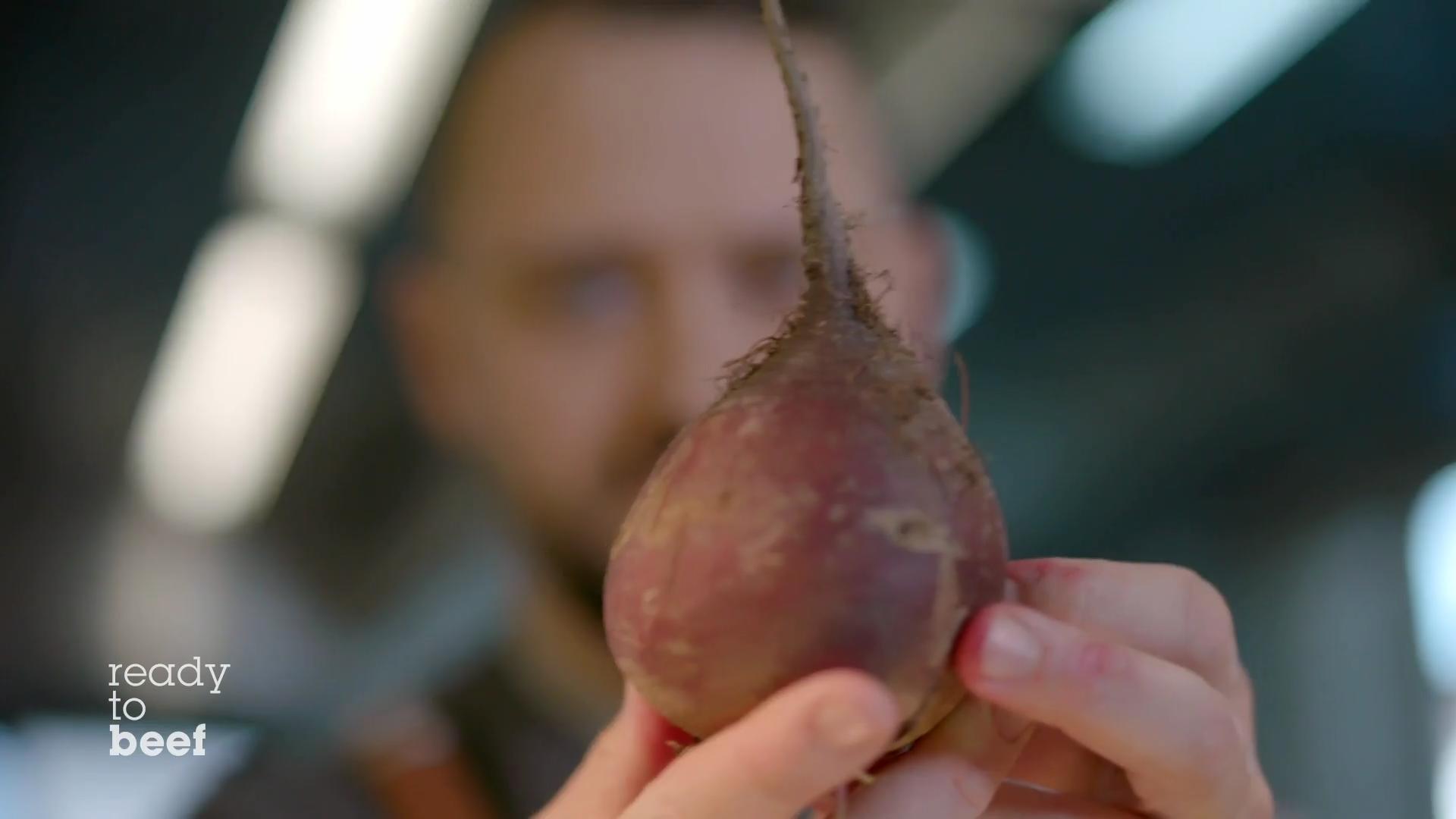 Alexander Wulf tritt mit "Rote Beete" an