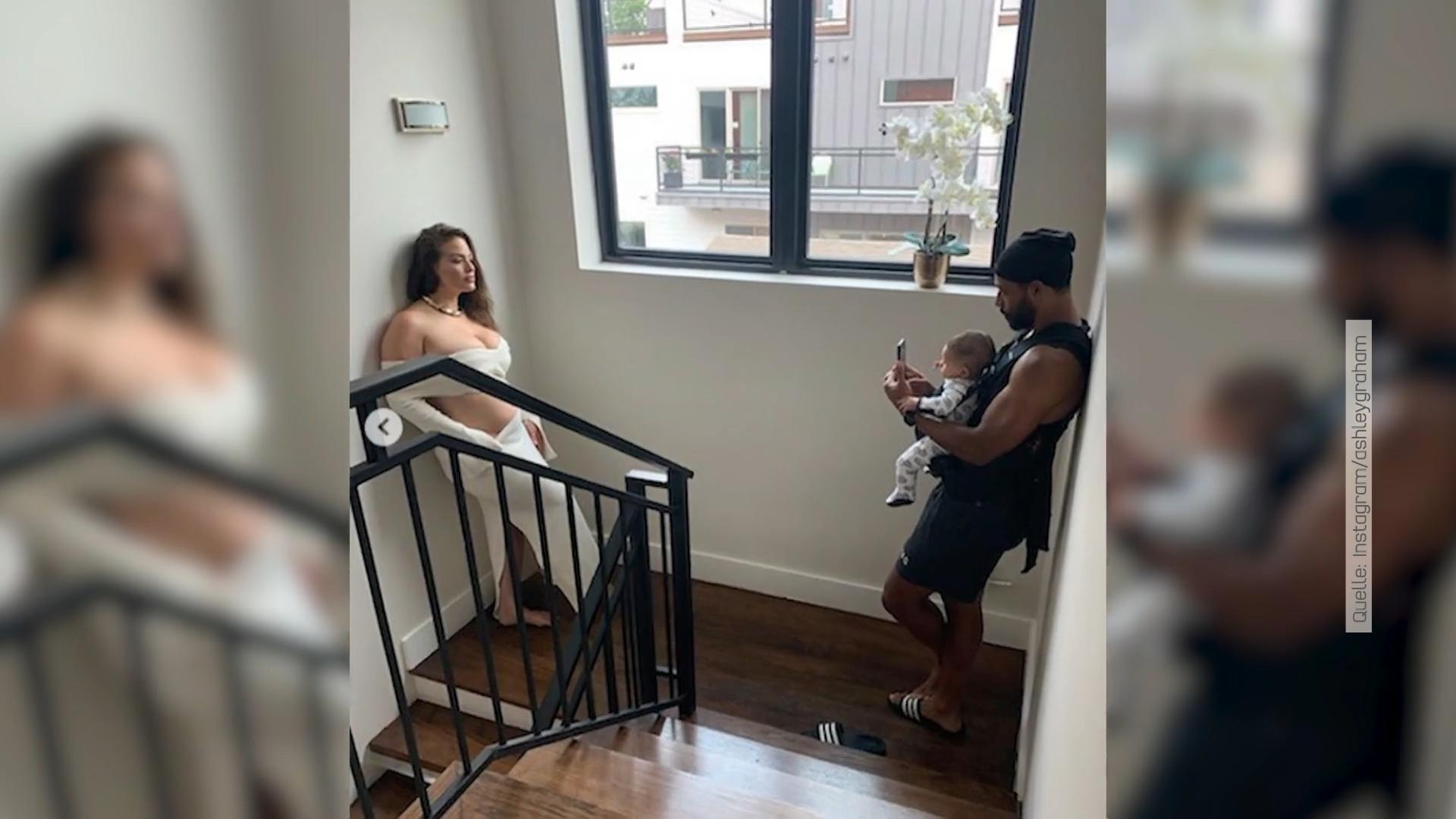 Ashley Graham: Shooting im Treppenhaus