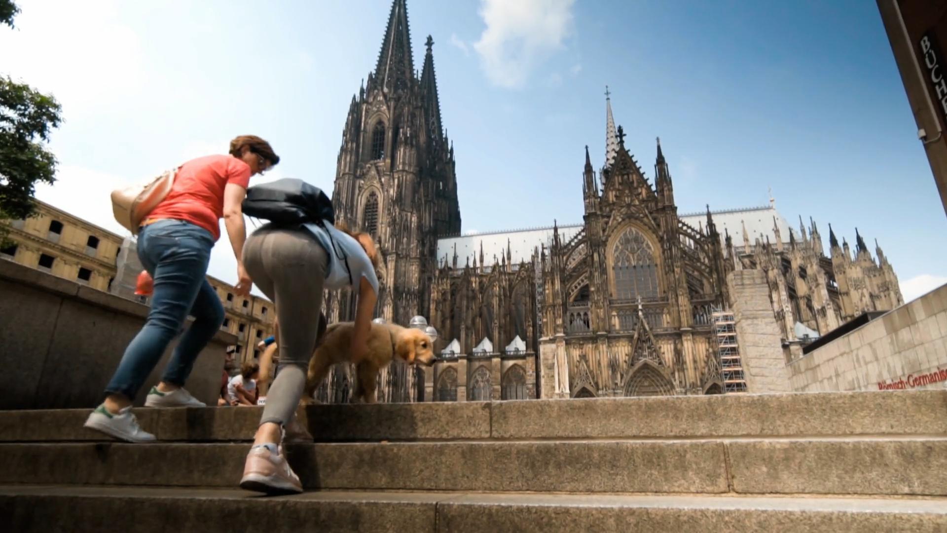 Sam bekommt die Stadt Köln gezeigt!