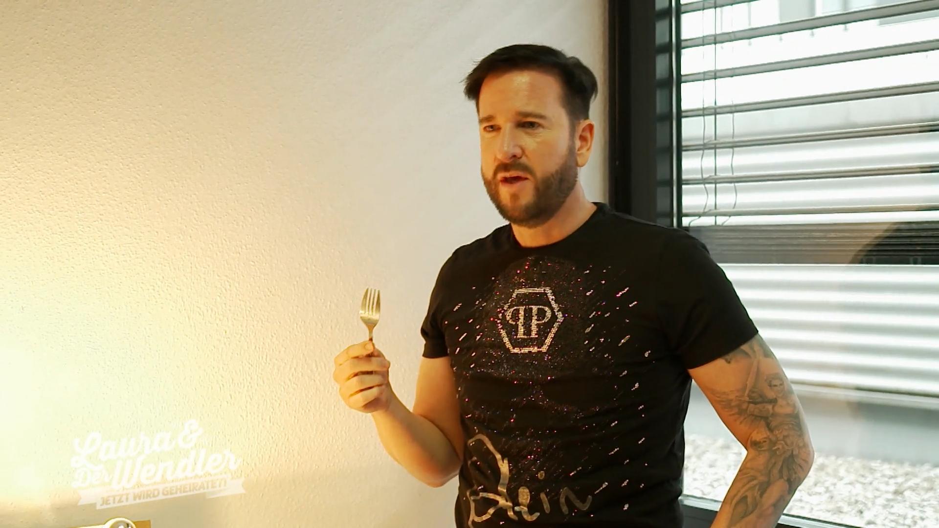 Bloß nicht mit Nasen-Tape vor die TV-Kamera