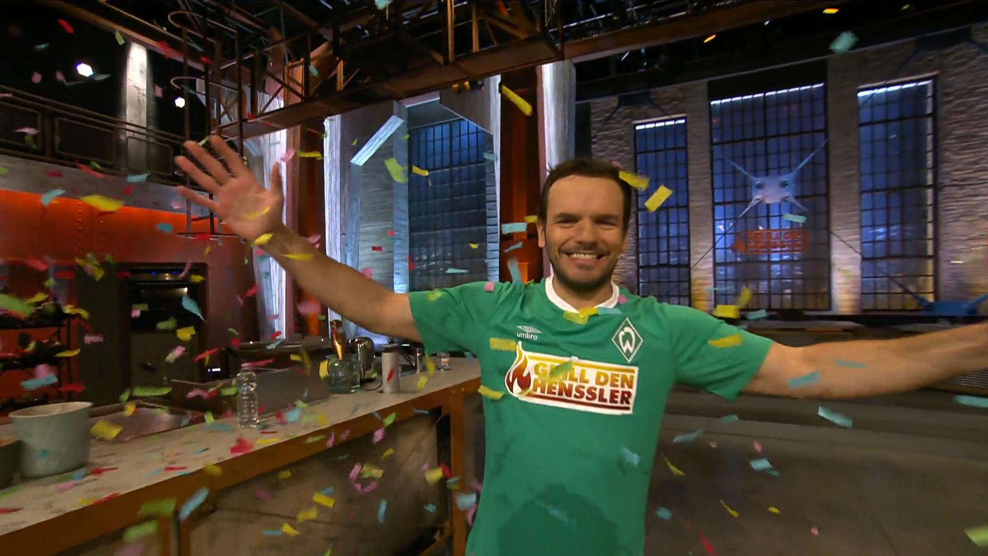 Steffen muss im Werder-Trikot moderieren