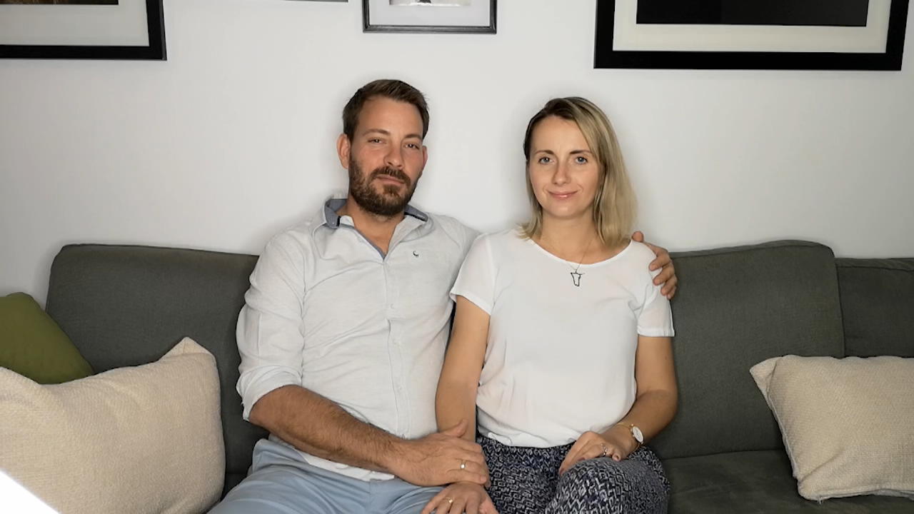 Bauer Gerald und seine Anna bekommen ein Baby