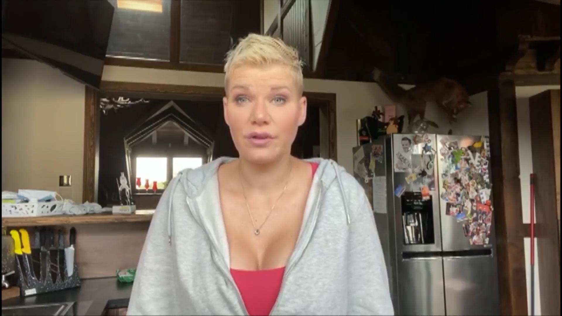 Für Melanie Müller ist Corona nur eine Grippe