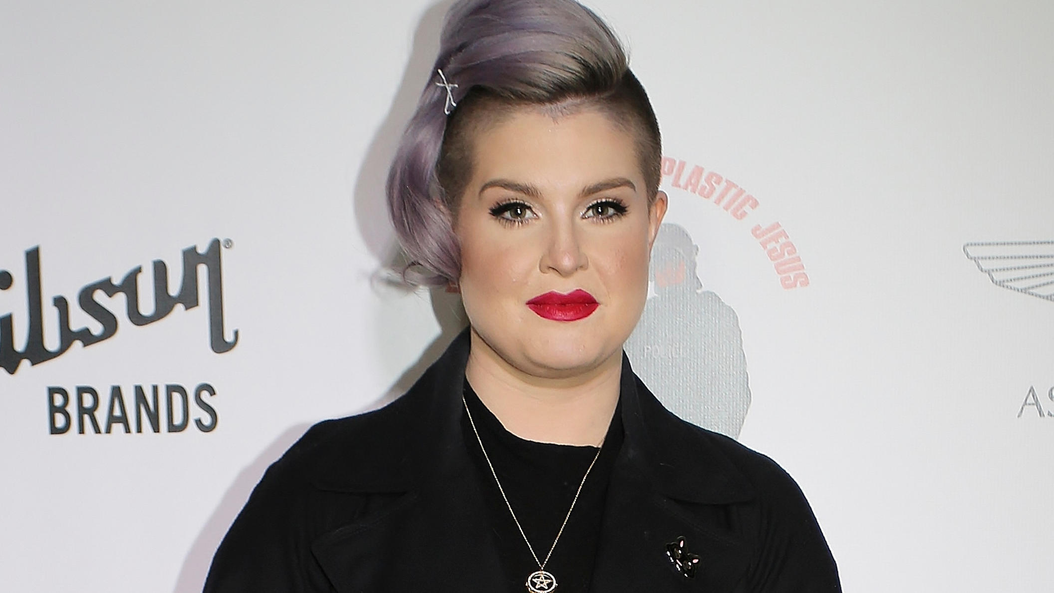 Kelly Osbourne zeigt ihren neuen Body