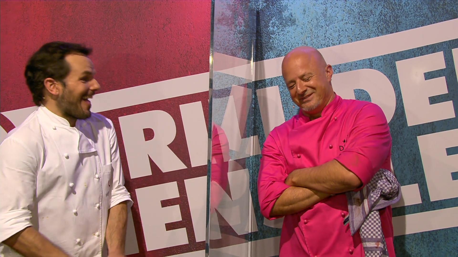 Steffen Henssler grillt Detlef Steves mal so richtig ab