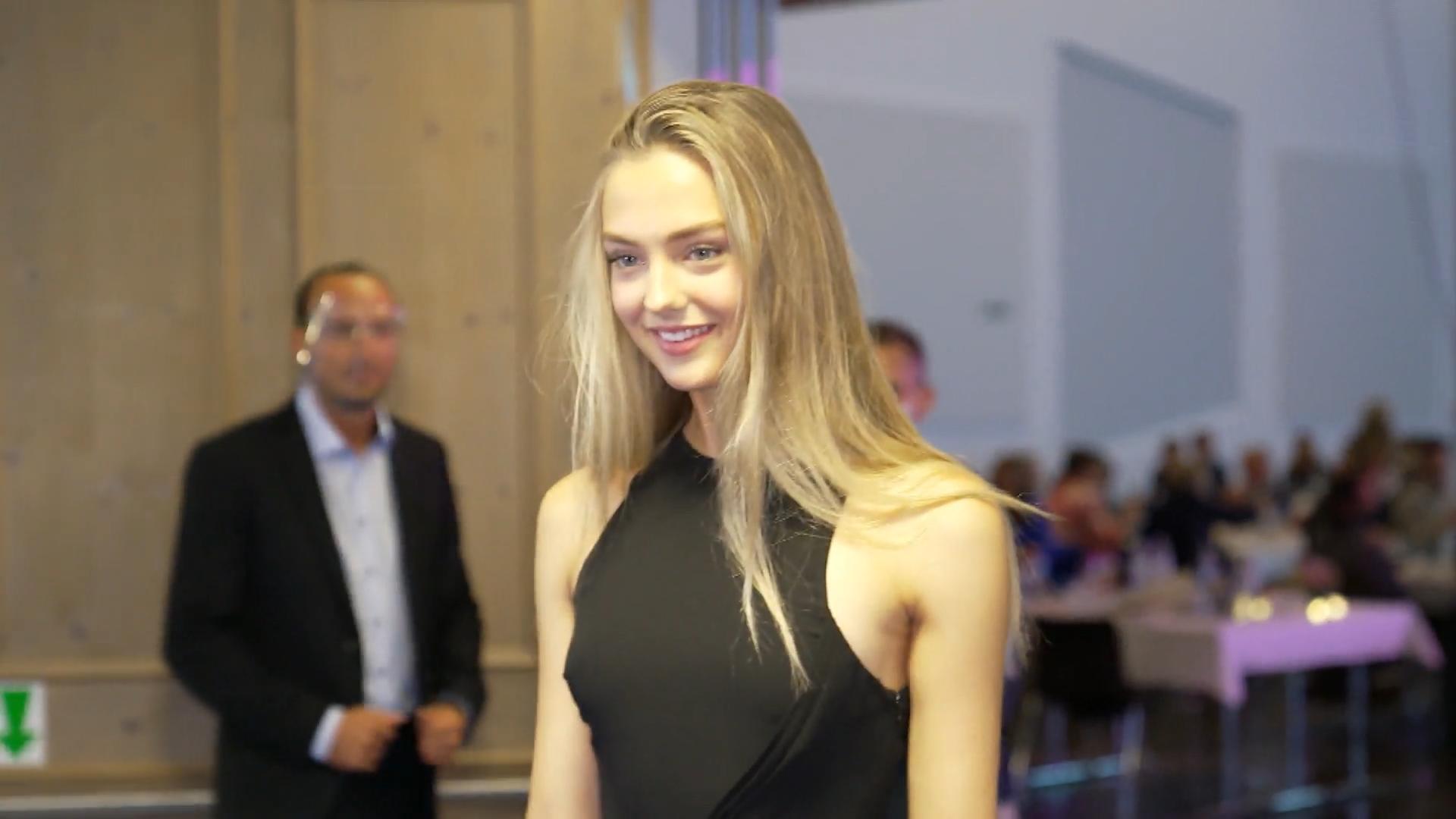 Lilly Krug bekommt Tipps von Mama Veronica Ferres