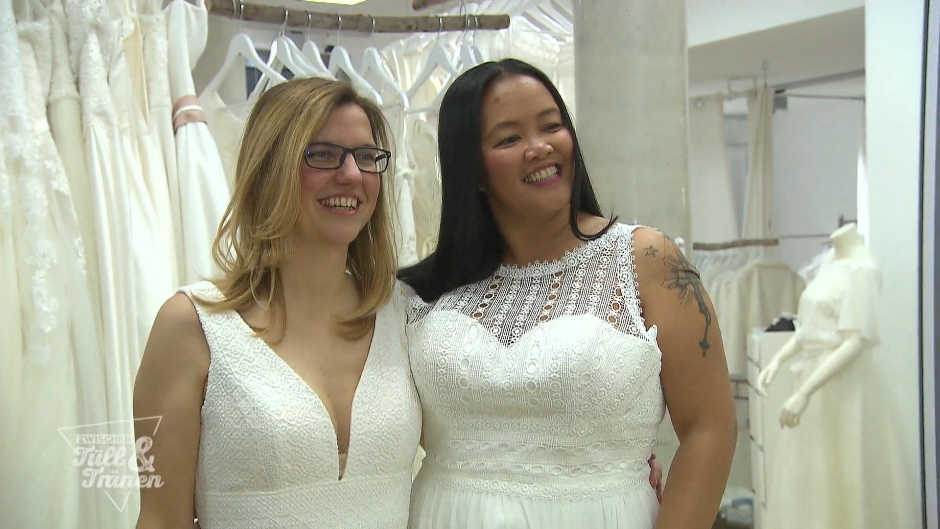 Michelle und Janina im Partner-Look