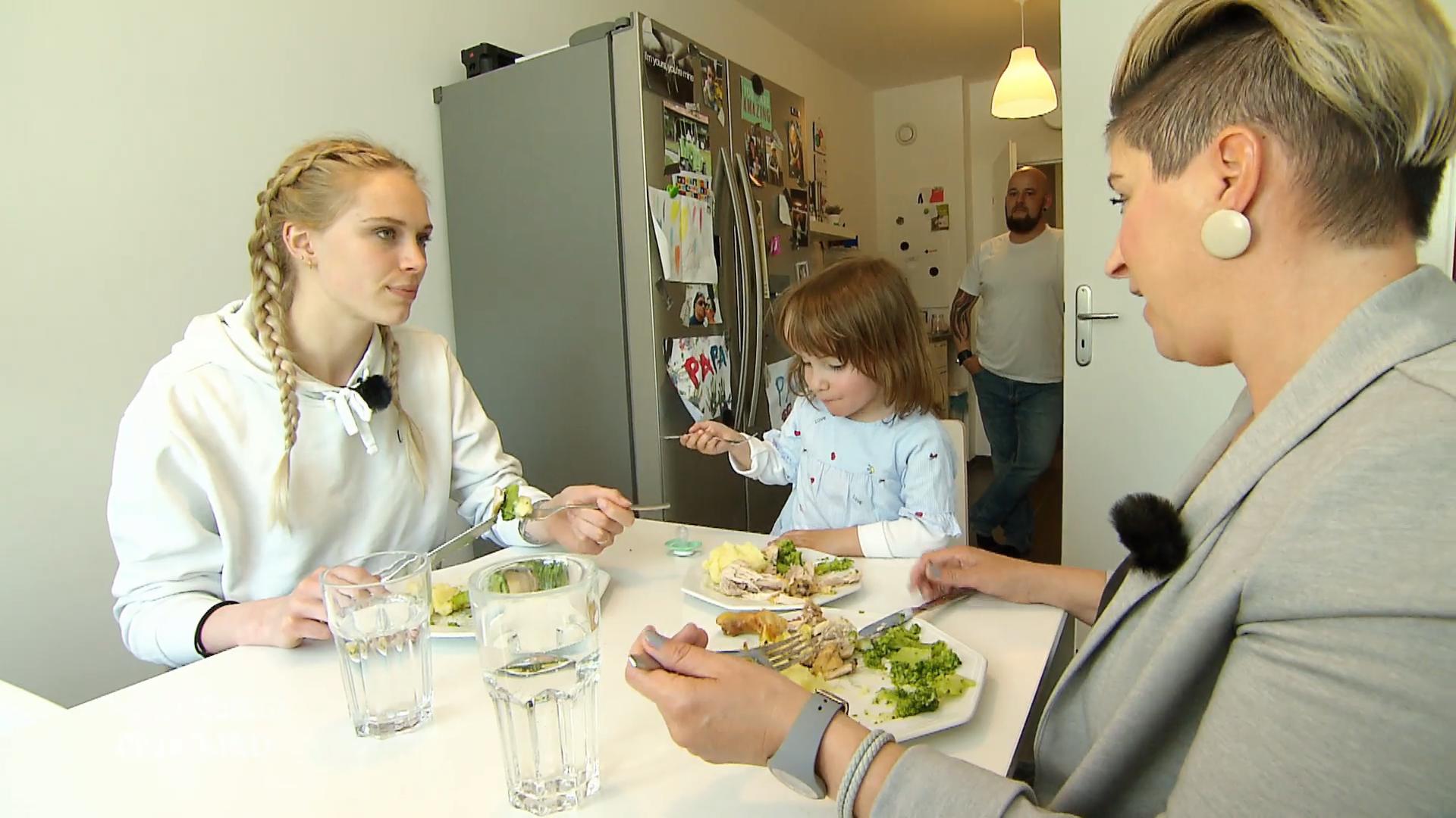 Tischmanieren sind Heike nicht so wichtig
