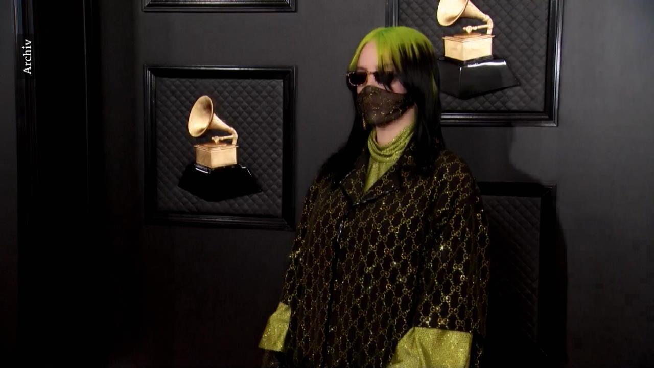 Billie Eilish ohne ihren Baggy-Look