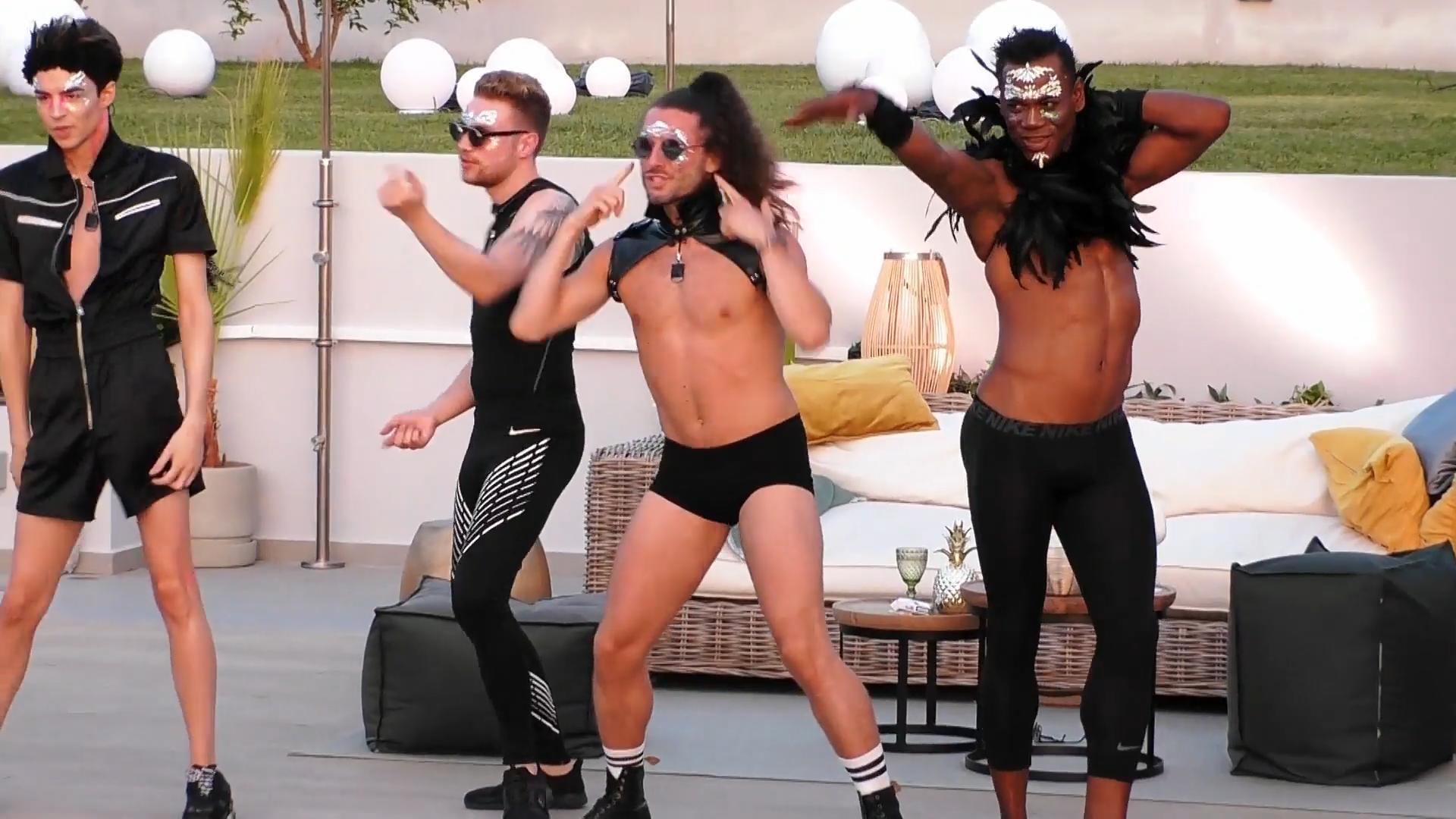 "Schwule Party" in der Kandidaten-Villa